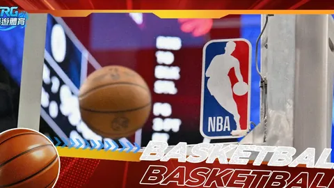 维罗纳对佛罗伦萨：杜达、法劳尼领阵，德赫亚、扎尼奥洛登场亮相